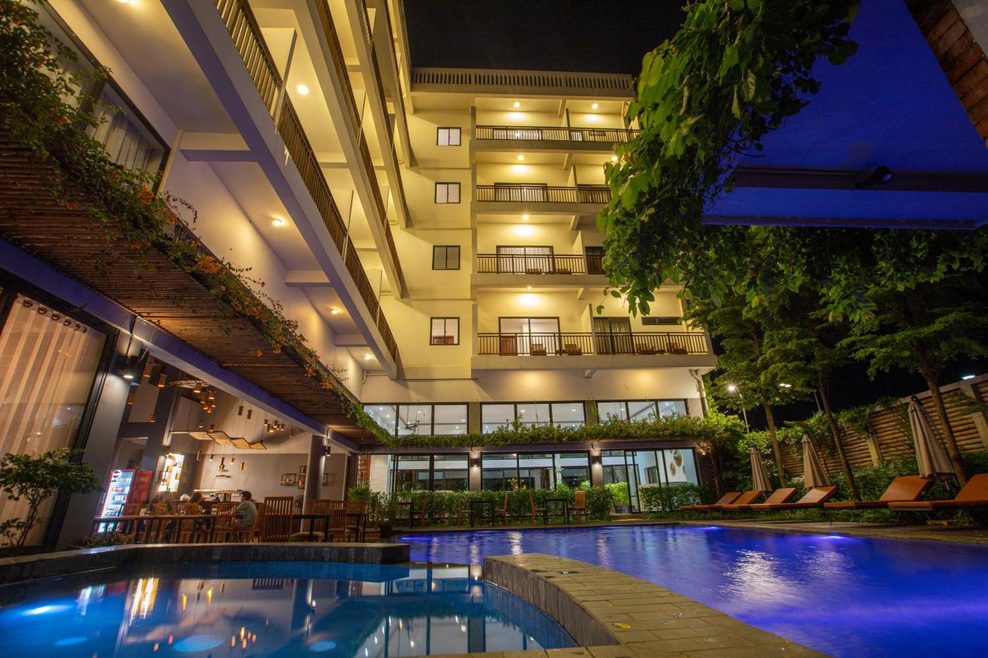 Daco Hotel Ciudad de Siem Riep Exterior foto